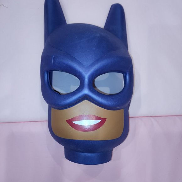DC Bat Girl costume set: jumpsuit, wings etc. with Free Lego matching mask - Picture 4 of 6